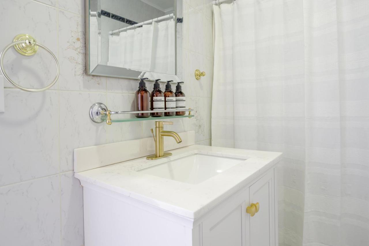 Holiday home New 5 Bed W/hot Tub Close To Universal Sleeps 12